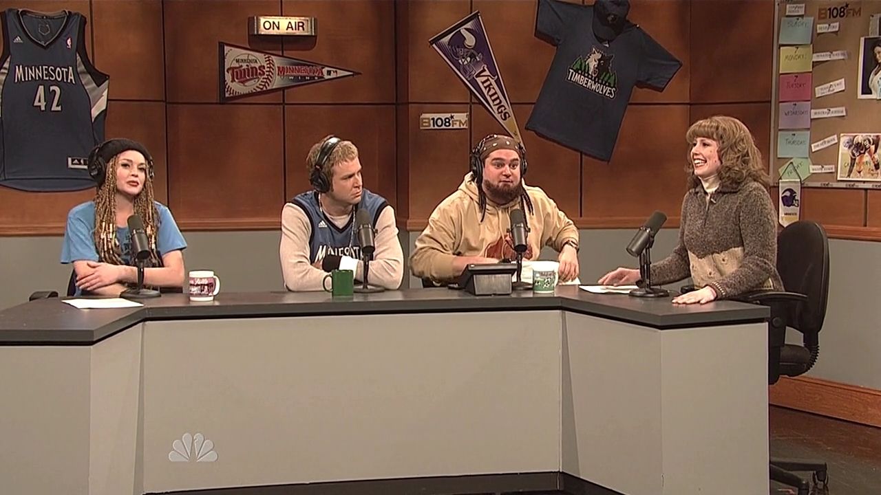 SNL-S37E16-603.jpg