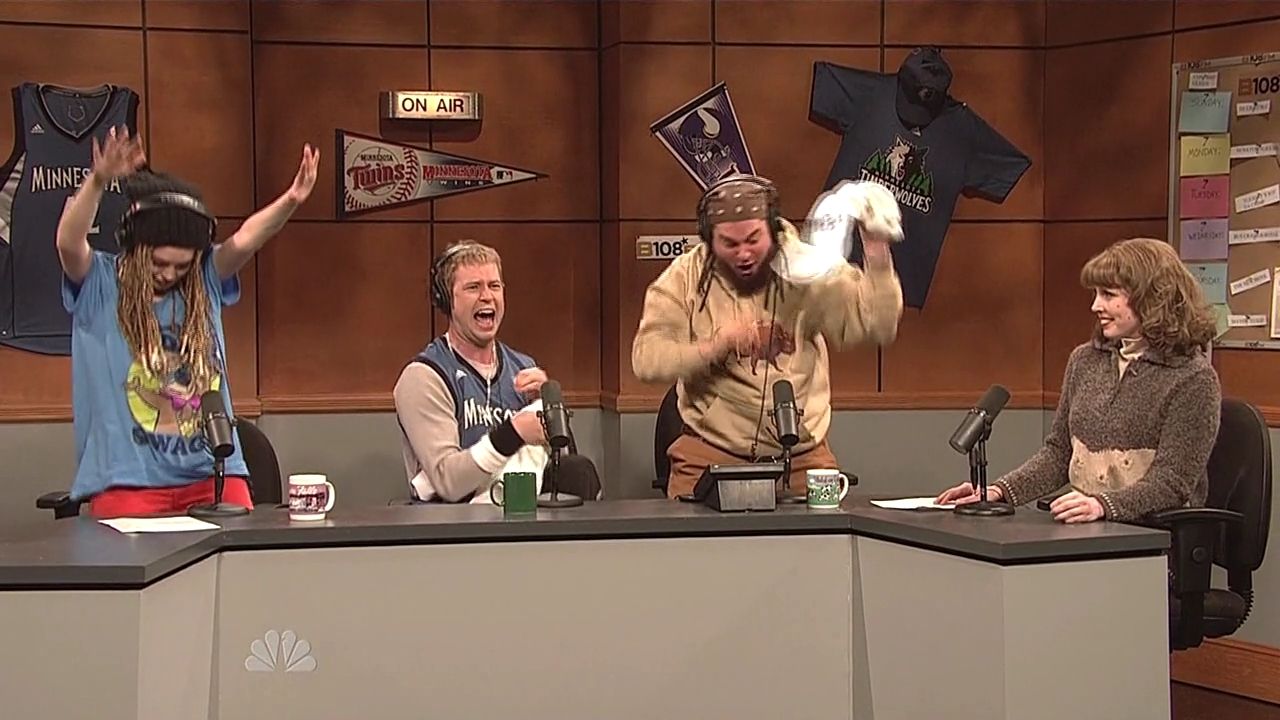 SNL-S37E16-643.jpg